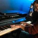 Piano Producer Pack – student learning music production and piano with Logic Pro in Marbella